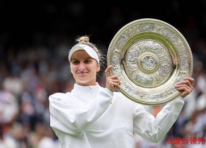 温网次日卫冕冠军万卓索娃一轮游 另类比肩格拉芙